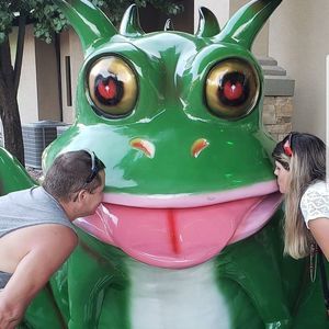 Meet your Posher, Sandi